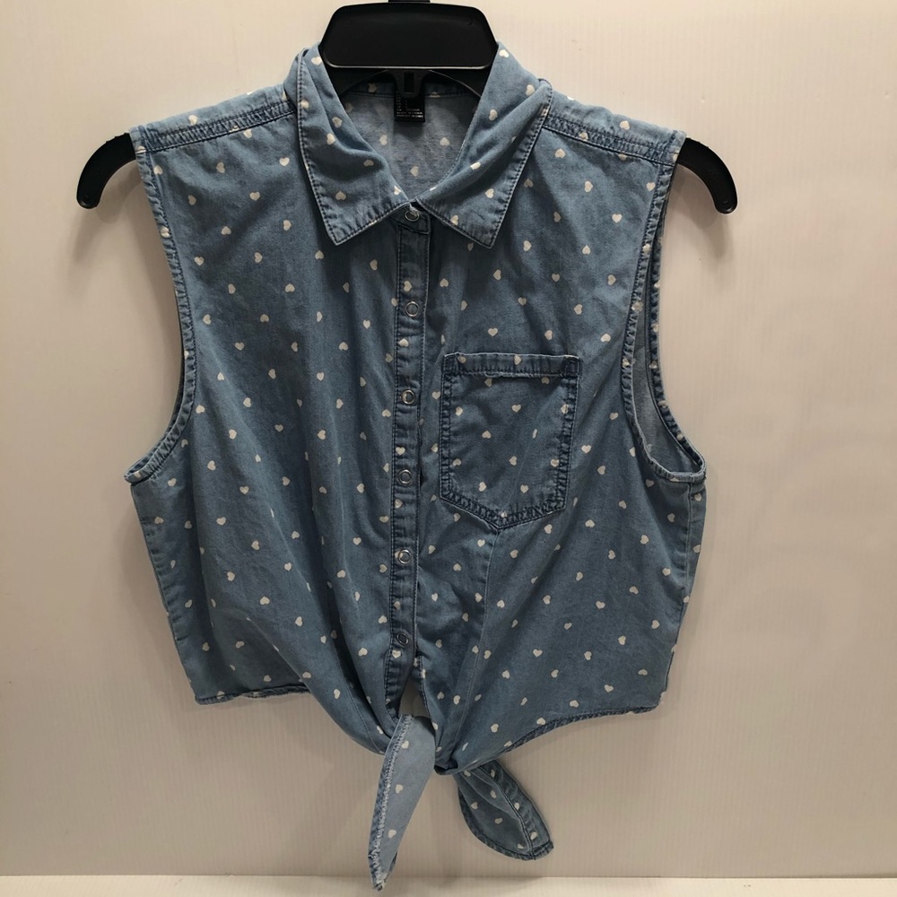 Forever 21 Junior’s Tie Front Top Size S
